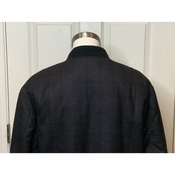 Salvatore Ferragamo Men's Gray Check & Green Reversible Bomber Coat, Size 50 - Picture 8 of 13
